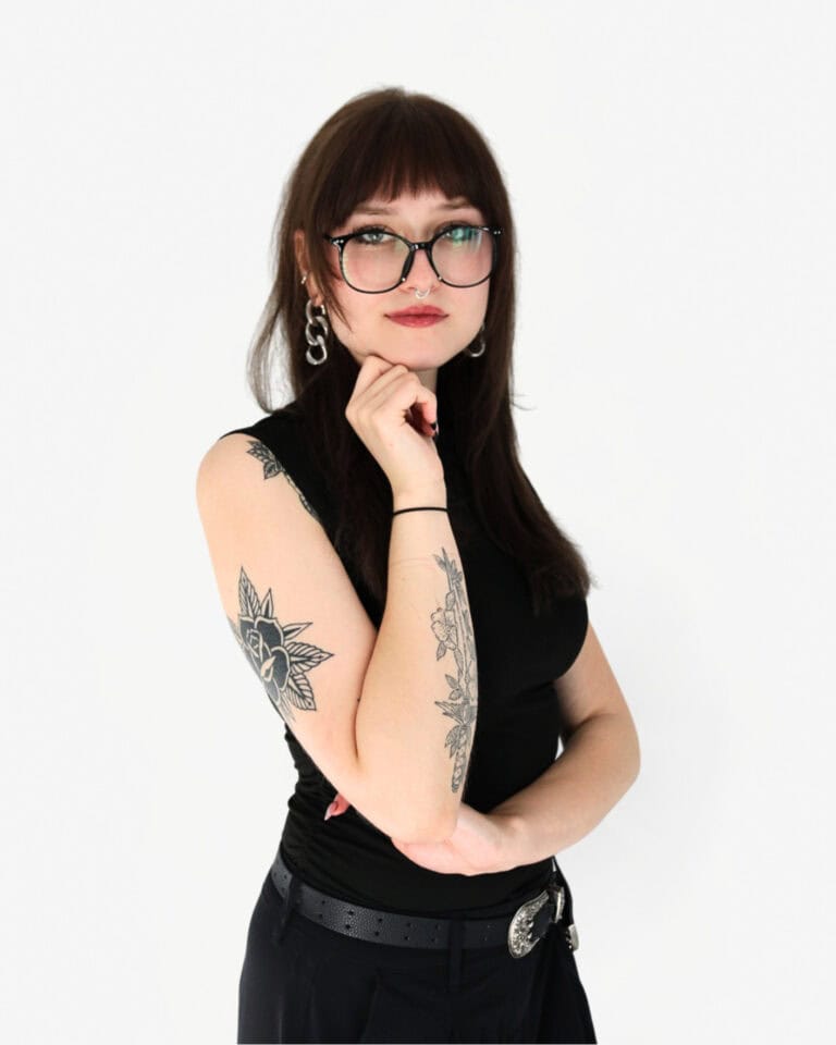 Vivian Guest Relations at Salon Fleur de Lis in St Louis